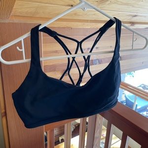 Lululemon sports bra